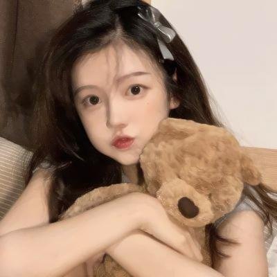 莱斯莉·琼斯：时间机器